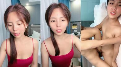 新下海女神！超级美~【可爱小懒猪】无套狂操，19岁江西小美女，看起来也已经是性爱老手了 (1)